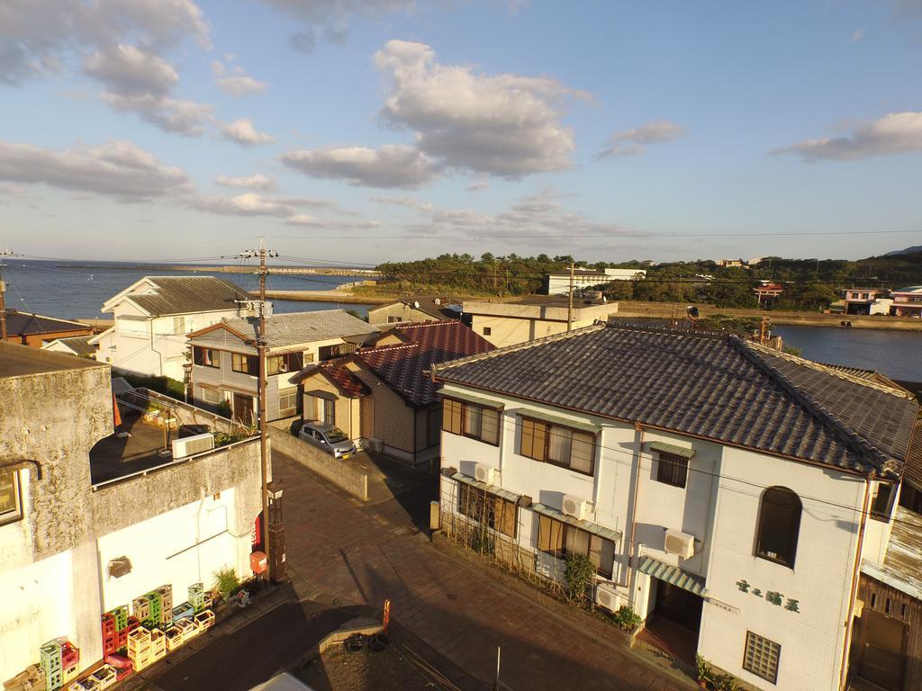 Miyanouraso Hotel Yakushima  Ngoại thất bức ảnh